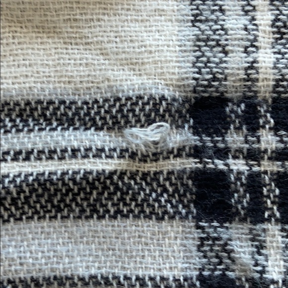 Mod Cloth black and cream plaid square scarf - Picture 3 of 3